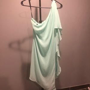 One shoulder dress